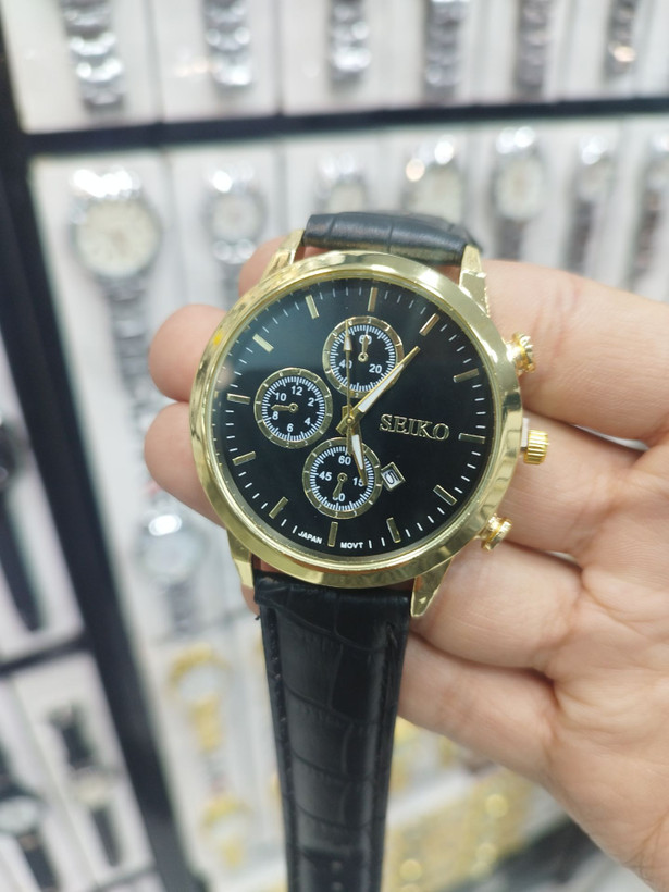 مردانه چرمی برند سیکو SEIKO خوش طرح بند چرم در دو رنگ مشکی و قهوه ای زیبا و خاص برای آقایان