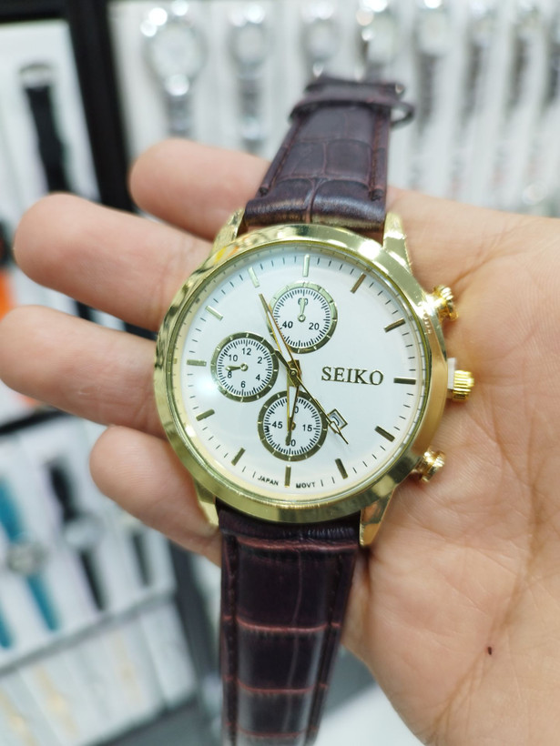 مردانه چرمی برند سیکو SEIKO خوش طرح بند چرم در دو رنگ مشکی و قهوه ای زیبا و خاص برای آقایان
